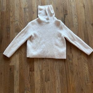 Banana Republic ivory 100% cashmere loose fitting turtleneck, XL